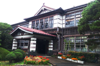 本館